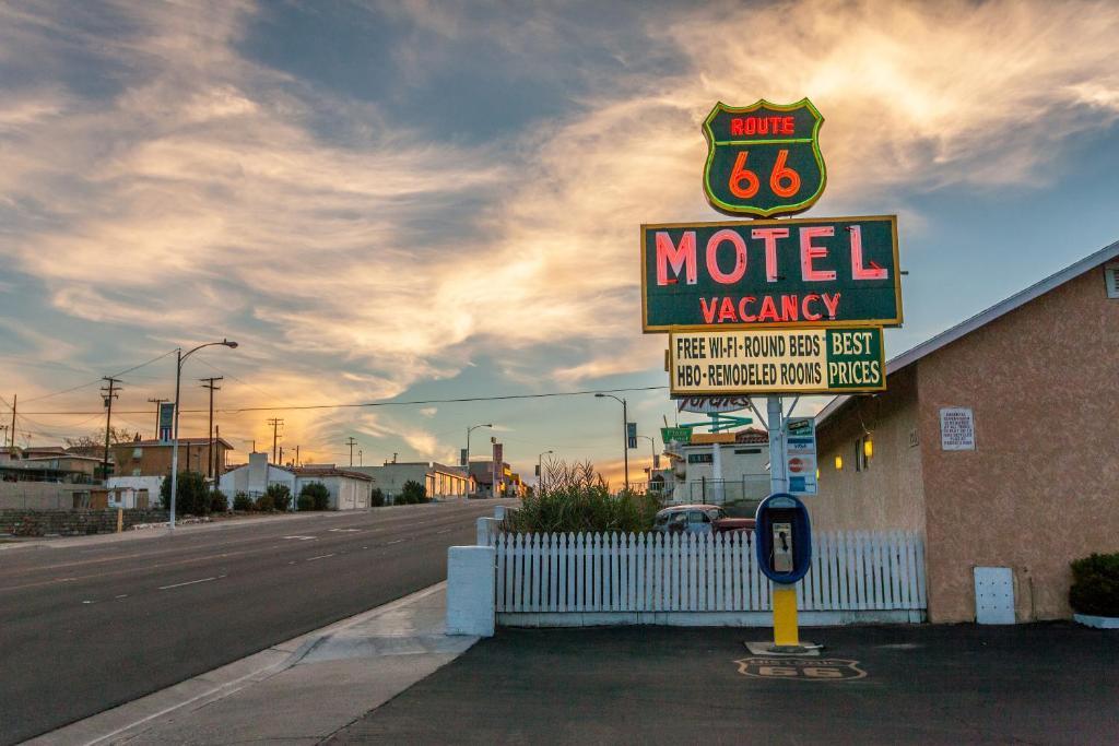 Route 66 Motel Barstow Eksteriør bilde